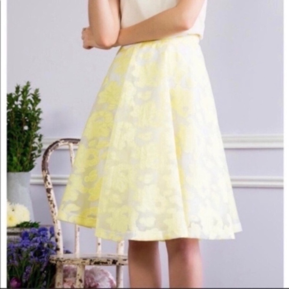 Francesca's Collections Yellow Floral Midi Skirt